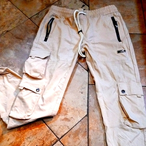 Cargo Pants with side pockets and bonjee cord.Excellent Condition.. - Picture 2 of 2